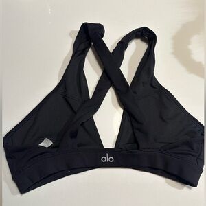 Alo sports bra size medium